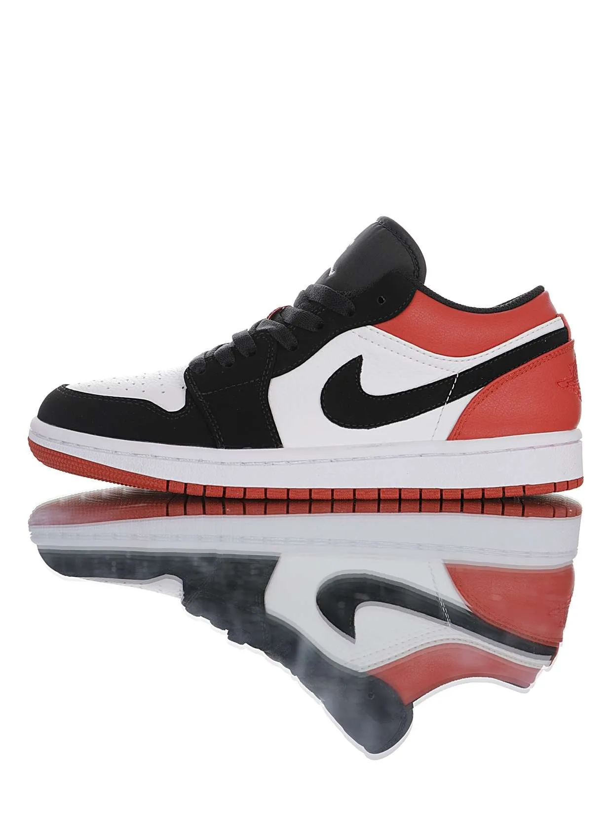 Air Jordan 1 Low “Black Toe”