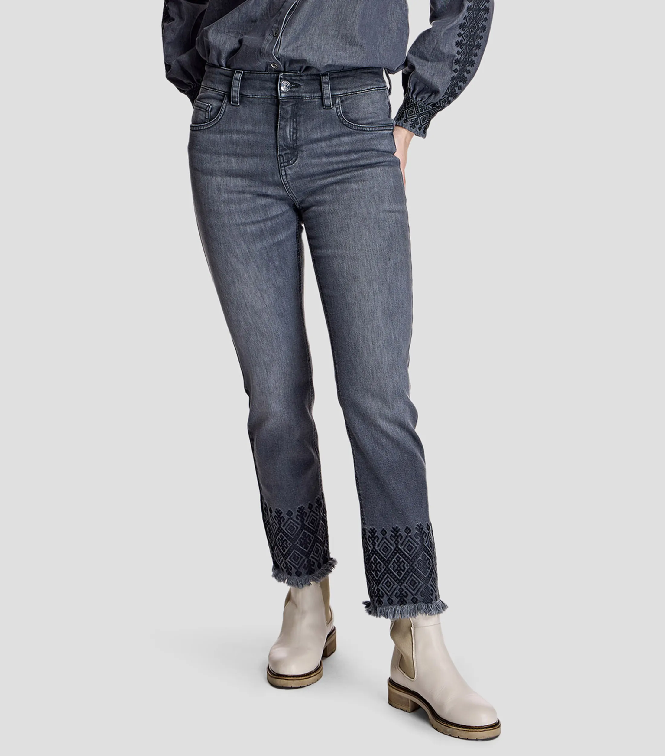 Alba Conde Jeans Acampanado Mujer