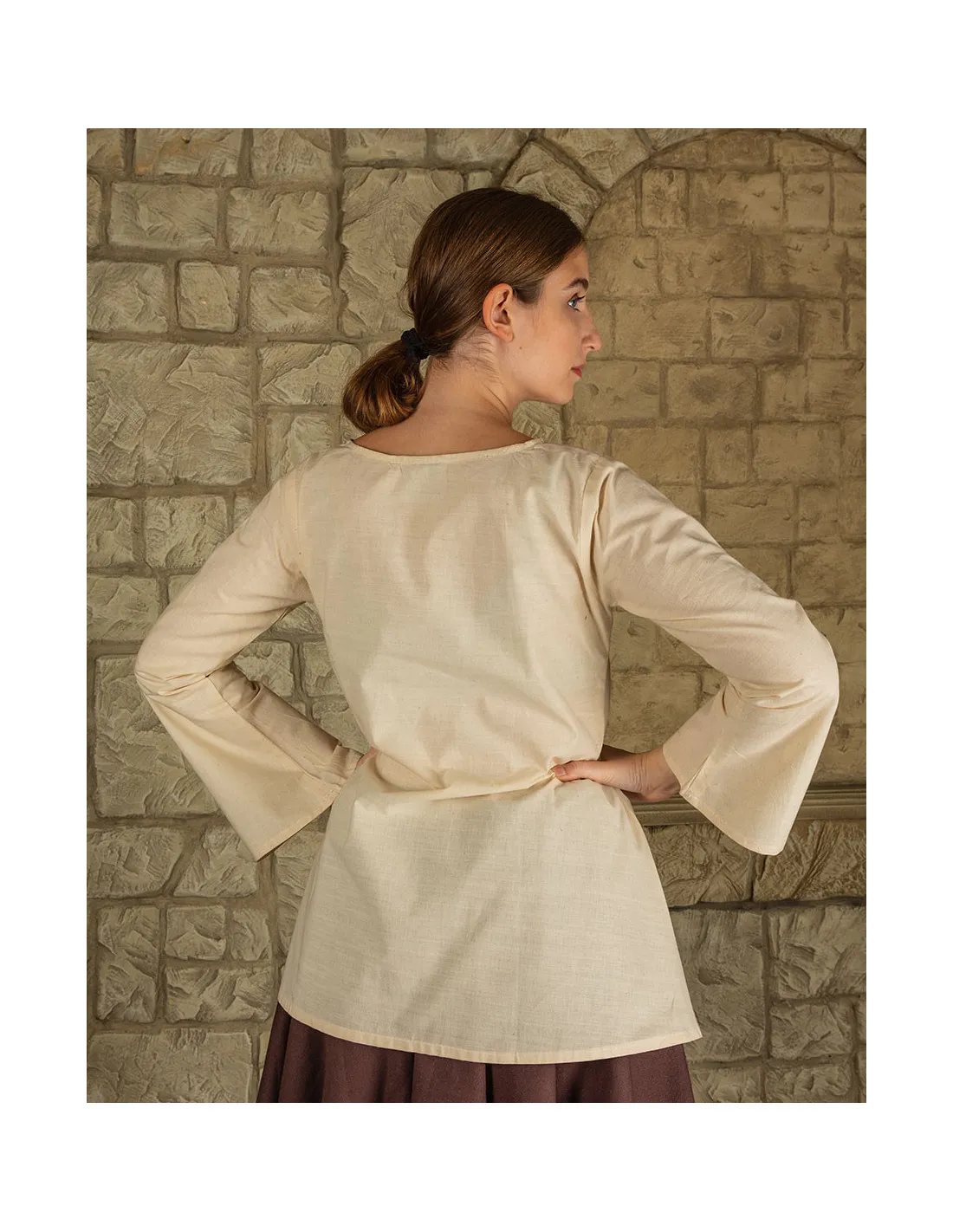 Blusa medieval Valeria manga campana larga, color crema