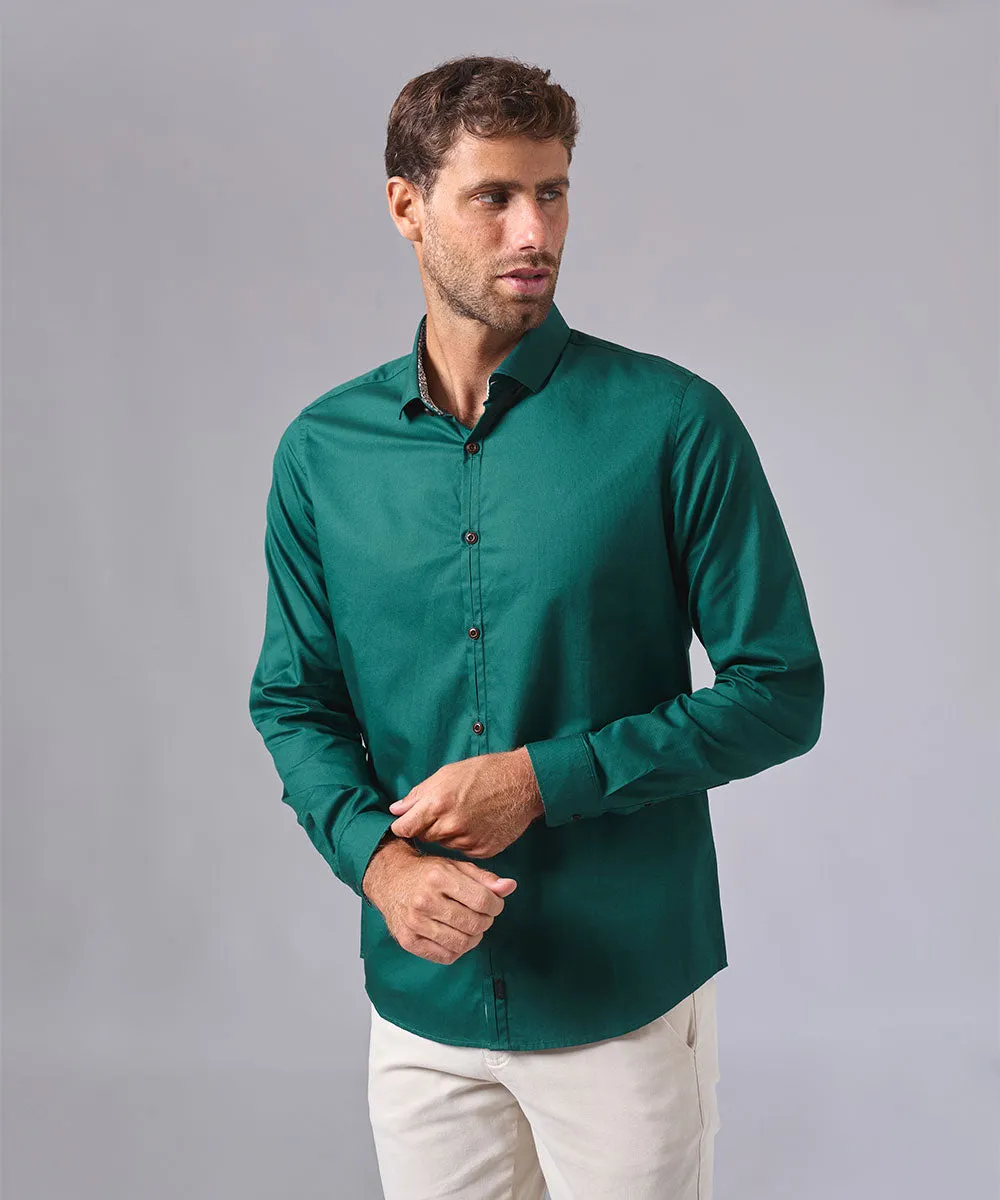 CAMISA MANGA LARGA PECHERA OJAL CLASSIC FIT VERDE BOTELLA OI24