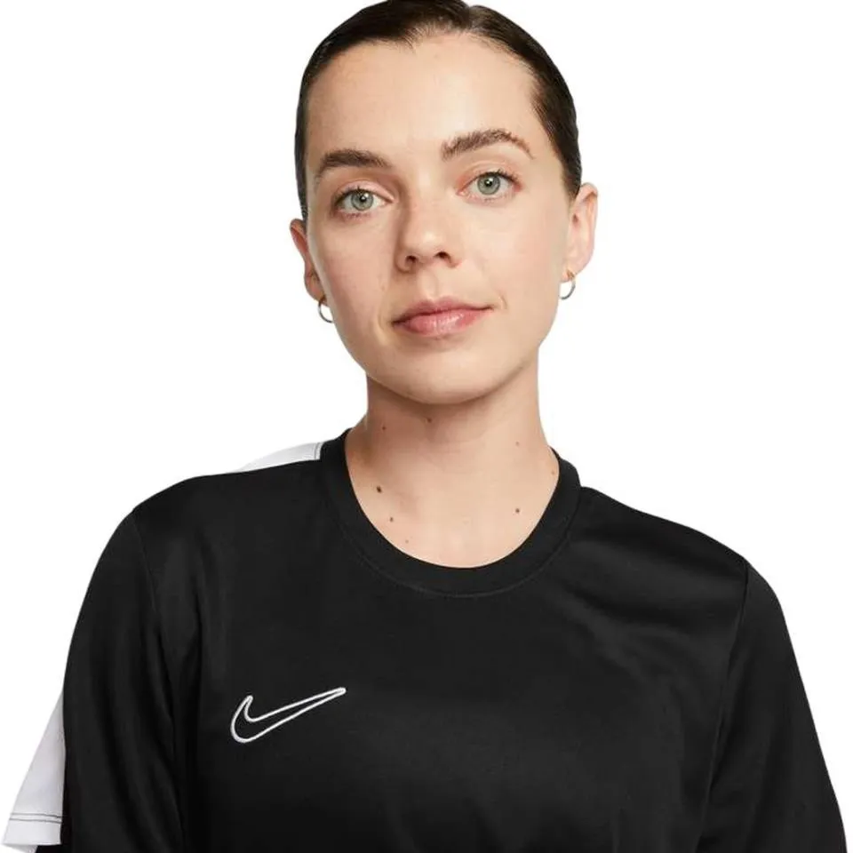 CAMISETA NIKE ACADEMY NEGRA TECNICA DX0521-010