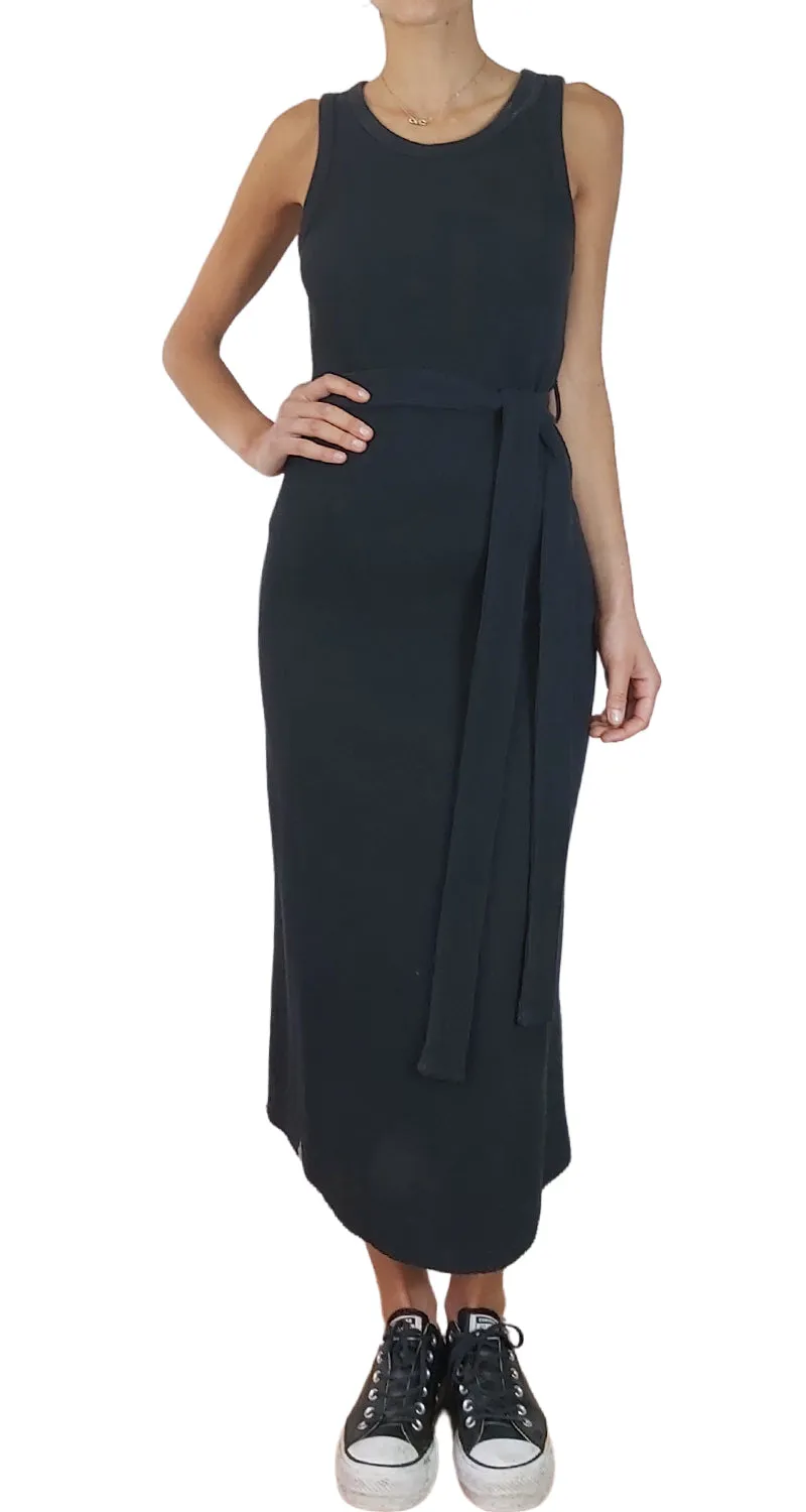 CHER Vestido Negro Escote