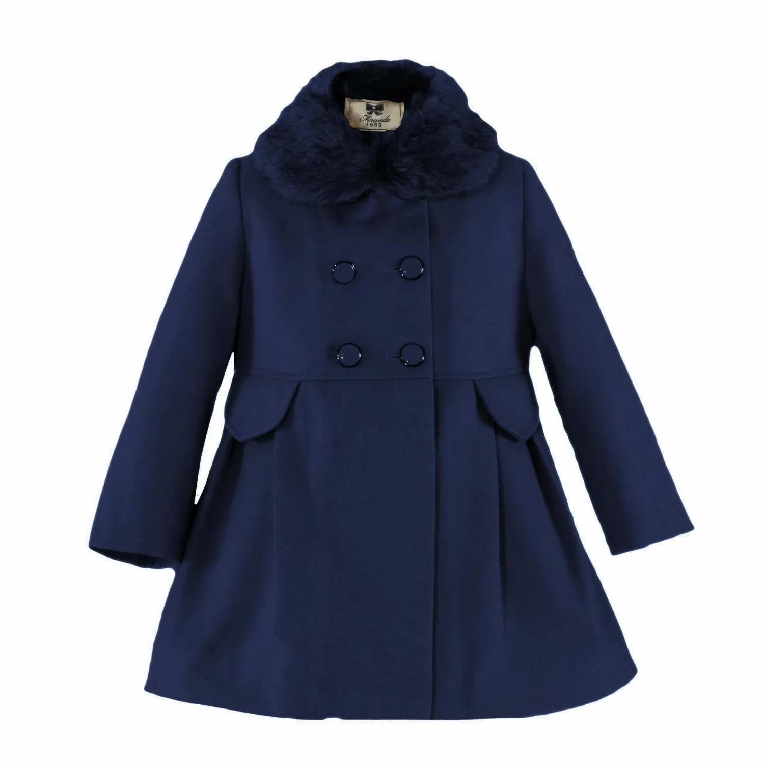 Classic cut cloth coat with fur collar. Two colors