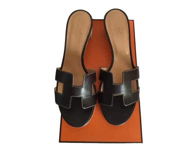 Hermès Cuero Oasis Mule Moka 38,5 Marrón oscuro 