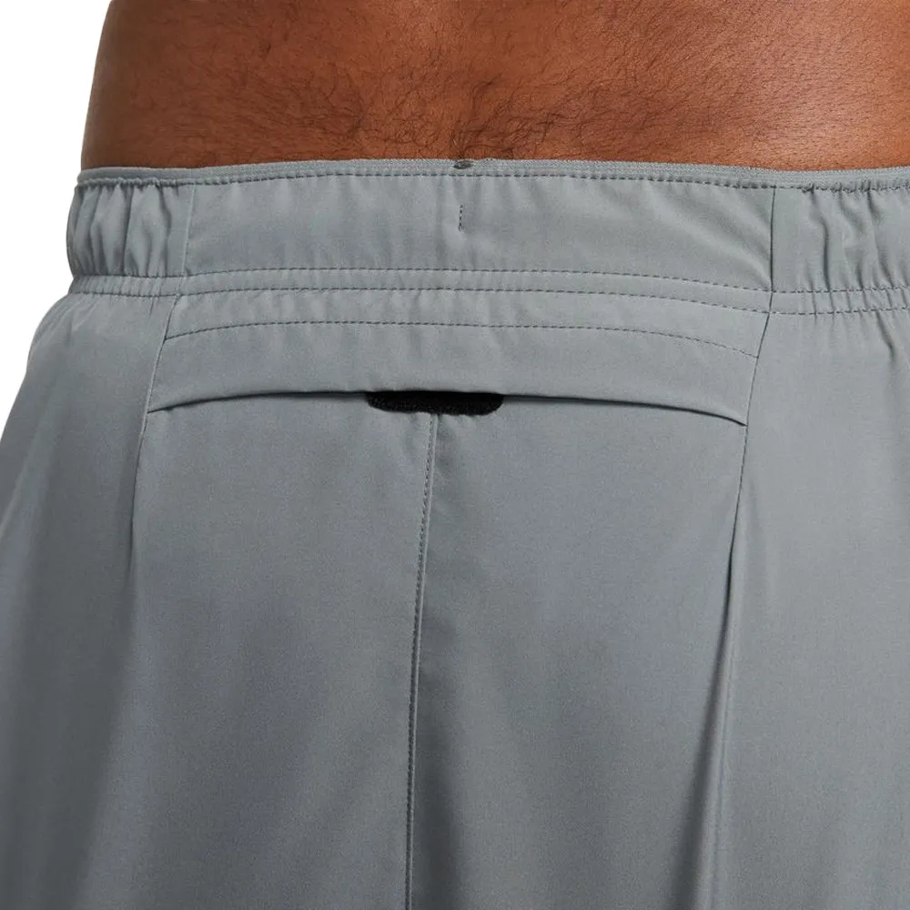 Nike Dri-FIT Challenger pantalones cortos ajuste relajado - SU23