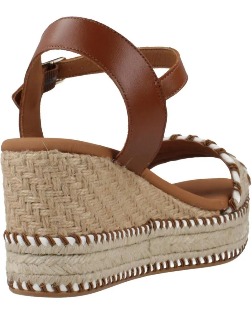 Sandalias POPA  de Mujer SANDALIAS MUJER MODELO ARAMBOL SUTACH COLOR MARRON  CUERO