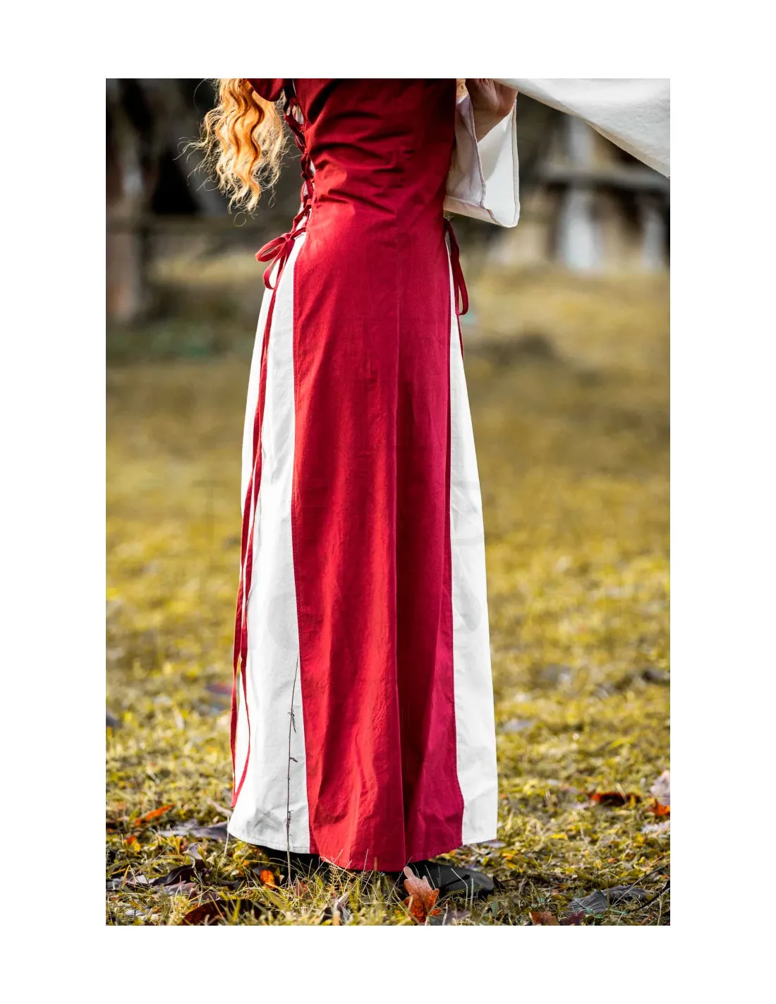 Vestido medieval modelo Genefe, Rojo-Natural