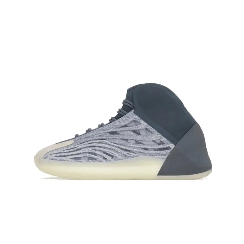 Yeezy QNTM Mono Carbon